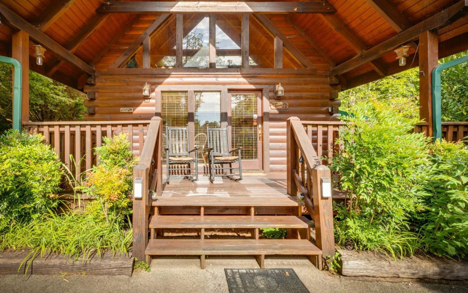 Hugs N Kisses Pool Table Hot Tub Pool Table Community Pool Close To Downtown Gatlinburg Extérieur photo