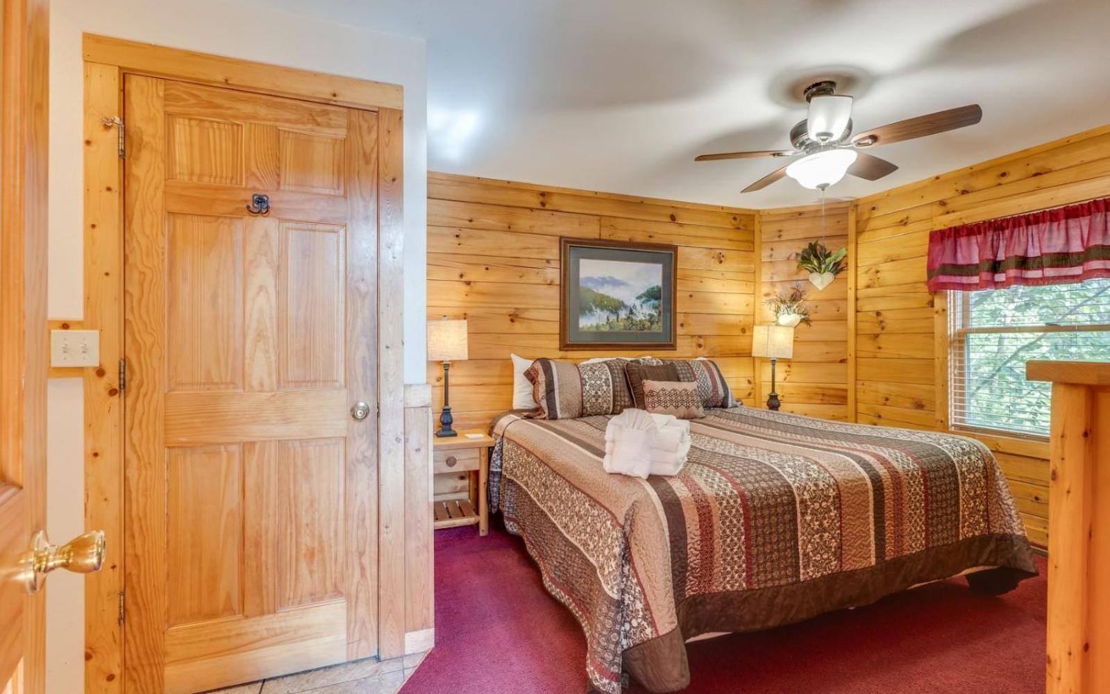 Hugs N Kisses Pool Table Hot Tub Pool Table Community Pool Close To Downtown Gatlinburg Extérieur photo