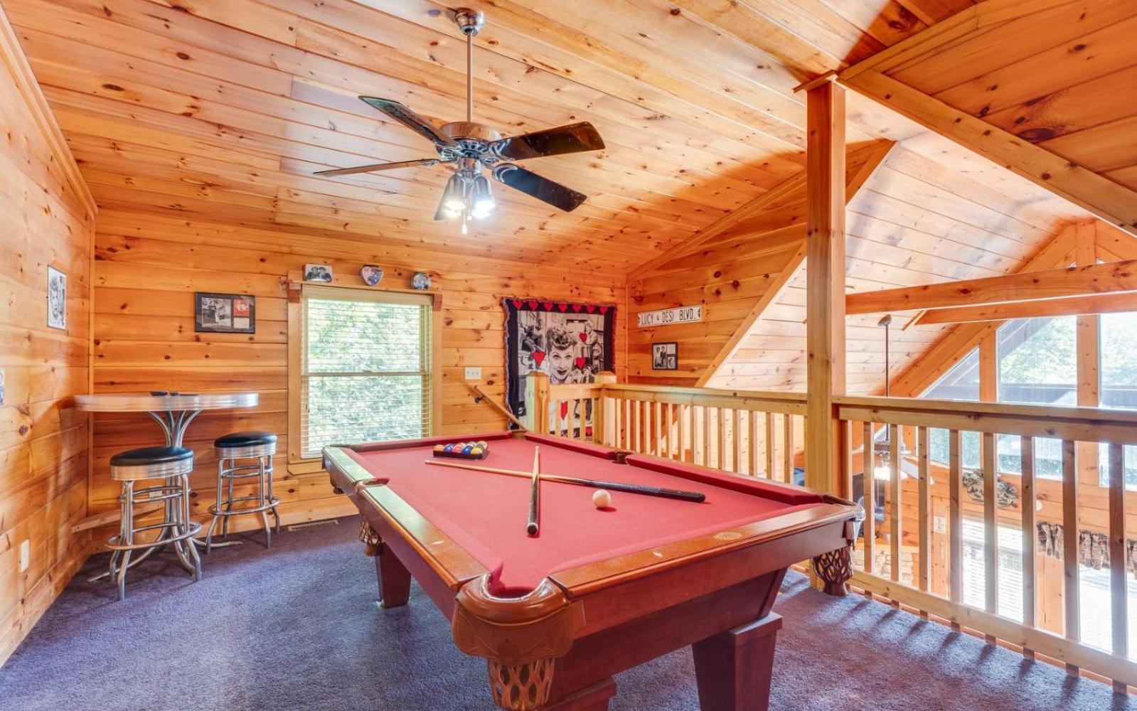 Hugs N Kisses Pool Table Hot Tub Pool Table Community Pool Close To Downtown Gatlinburg Extérieur photo